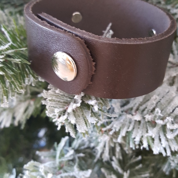 Handstamped Leather/Copper Statement Cuff - Picture 3 of 3